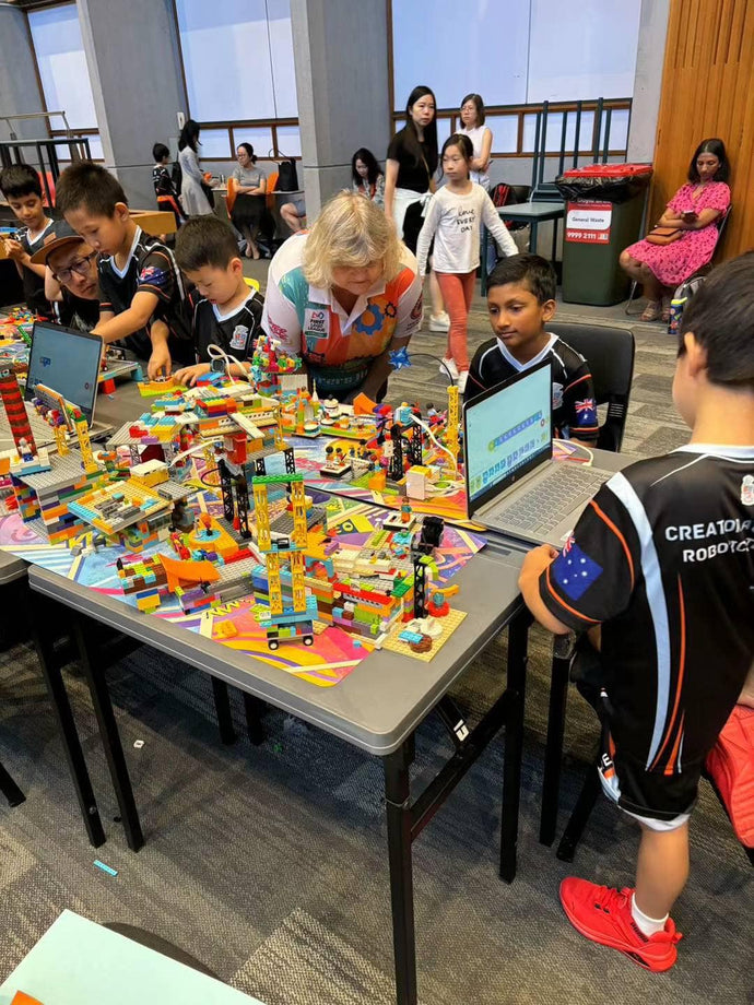 CA Sends 24 Junior Robotics Students to FLL Explore Festival